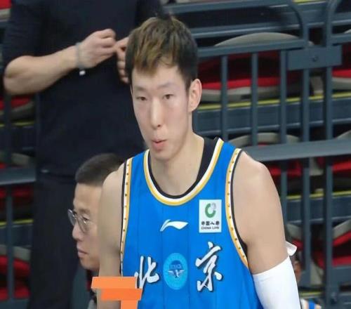 胡梅尔斯红,牌引发热议,罗体报道,超凡国际电子,超凡国际电子官网,超凡国际电子娱乐,超凡国际电子游戏,超凡国际电子视讯